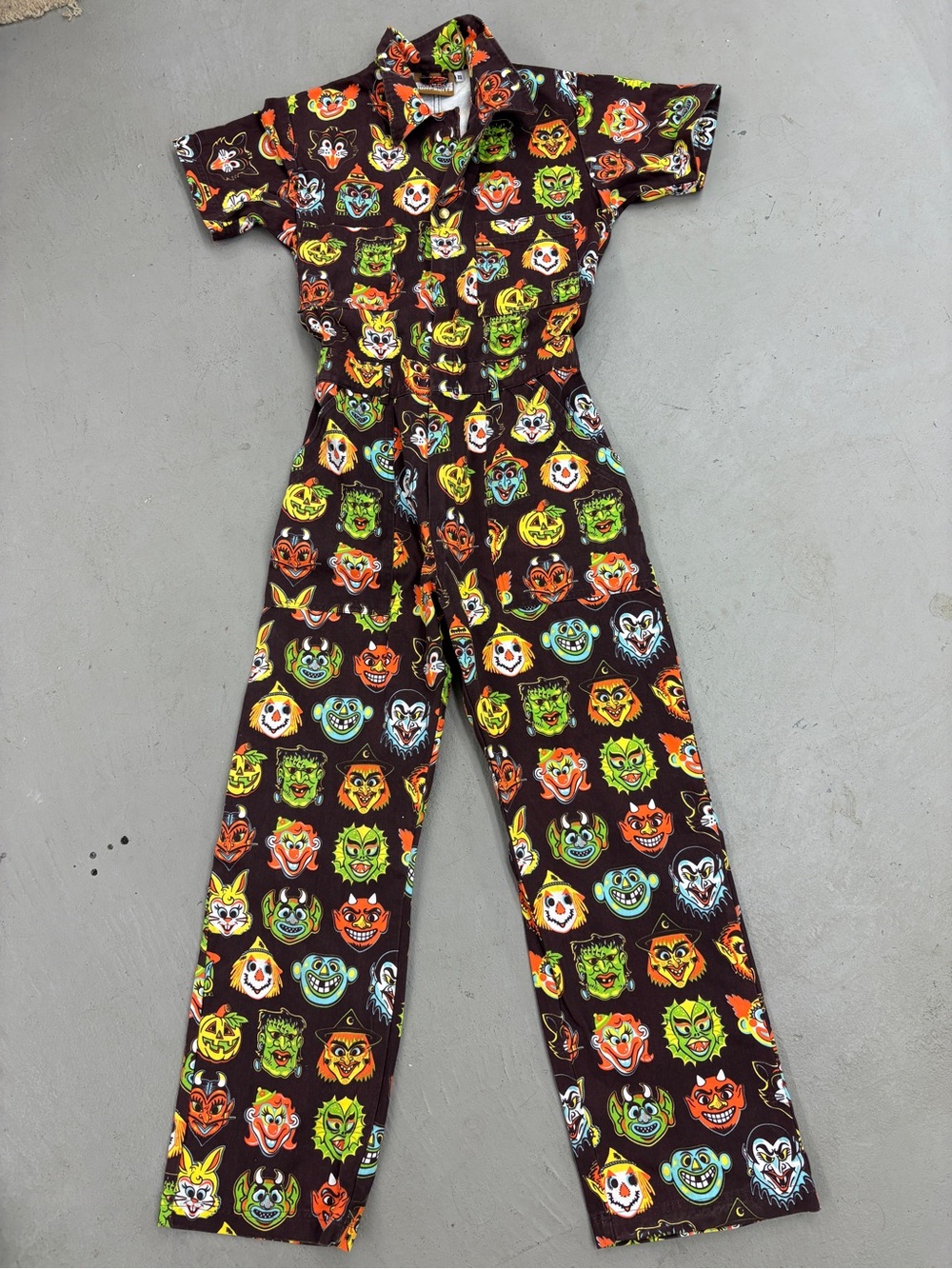 Big Bud Press Halloween Masks Jumpsuit - M (NWOT)